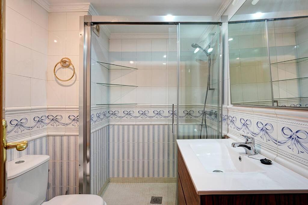 Granada Piso En Calle Arabial 117 Junto A El Corte Ingles מראה חיצוני תמונה