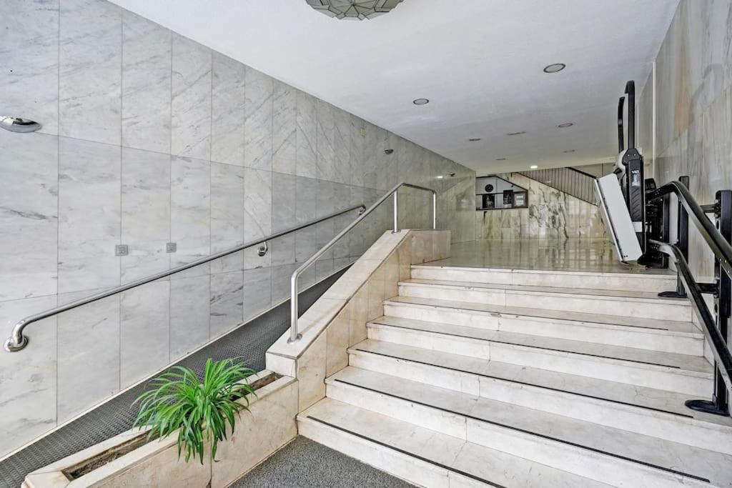 Granada Piso En Calle Arabial 117 Junto A El Corte Ingles מראה חיצוני תמונה